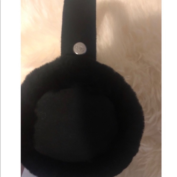 •UGG Australia•Classic Leather Shearling Earmuffs• - Picture 5 of 6